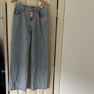 Edikted Blue Straight Leg Jeans Classic Style